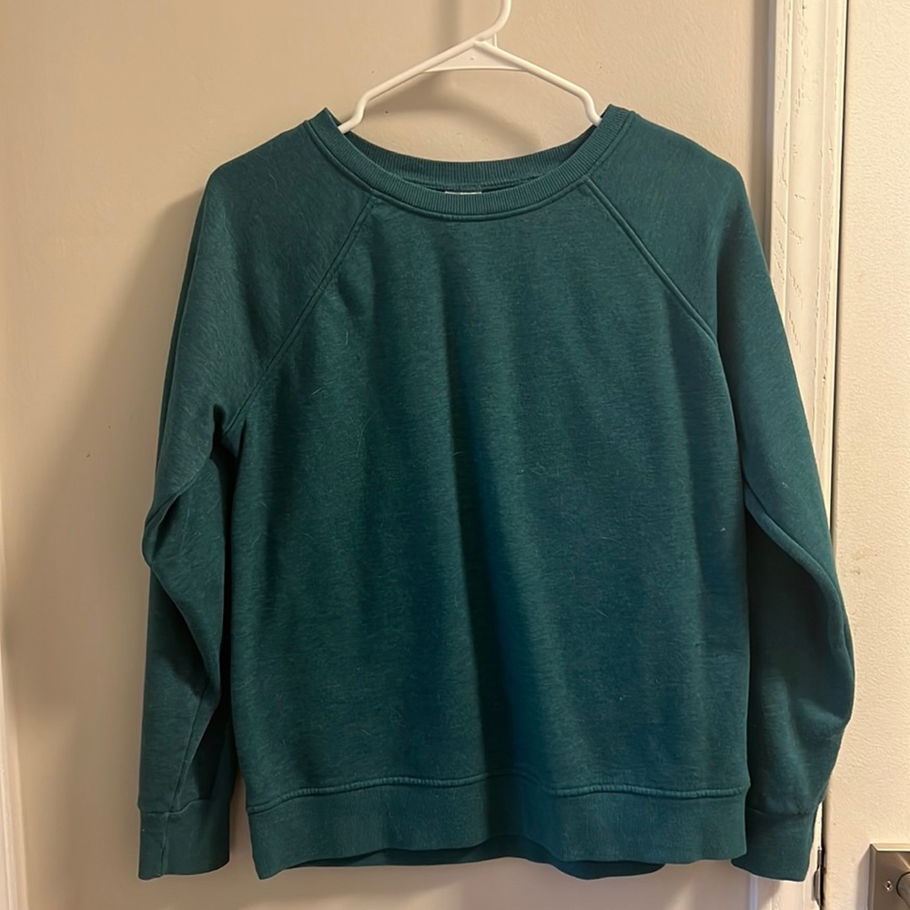 Time and Tru Crewneck Sweater